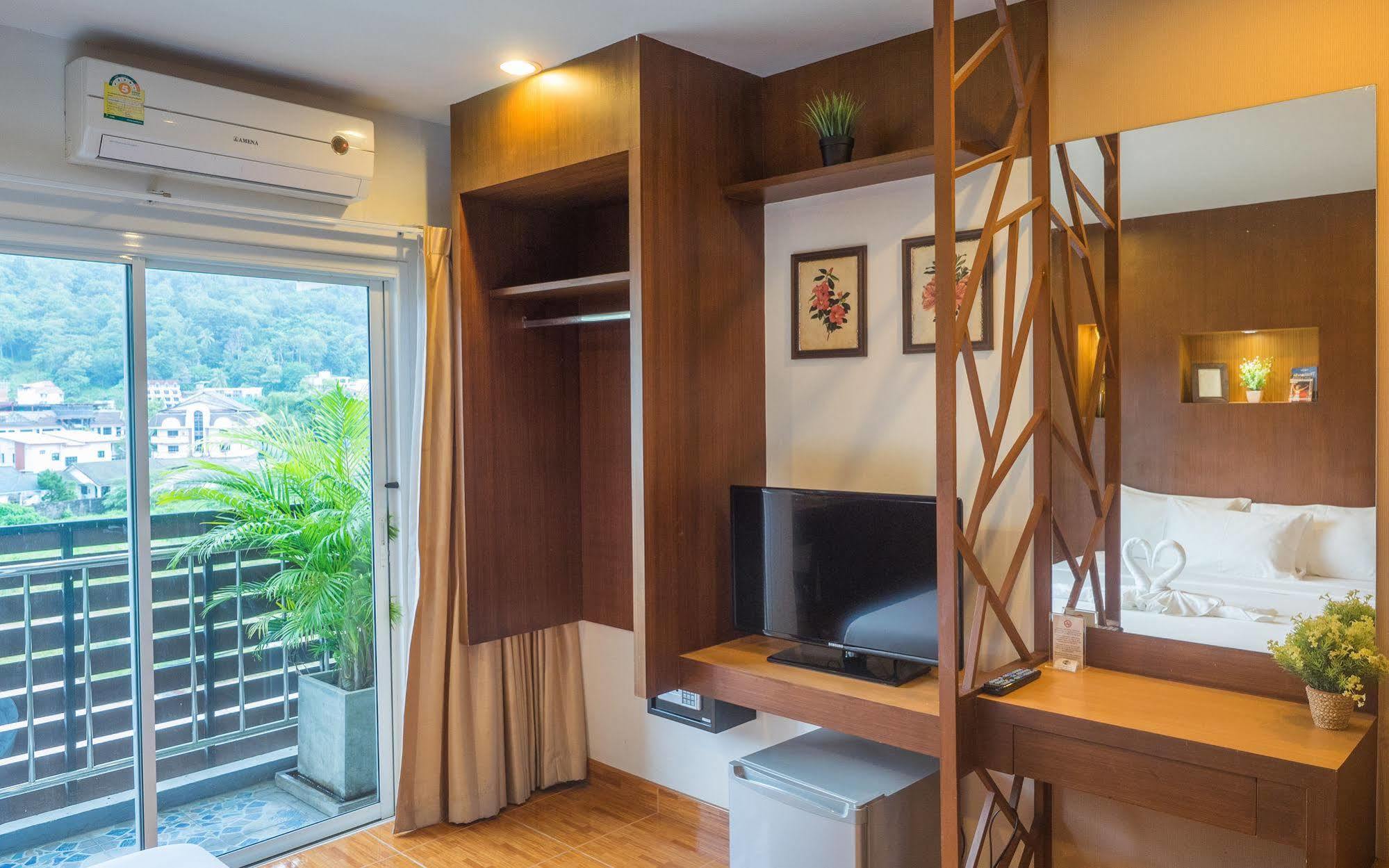 Tree Hug Home Patong Dış mekan fotoğraf